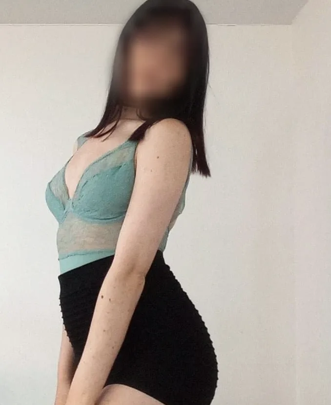 Simran, 24